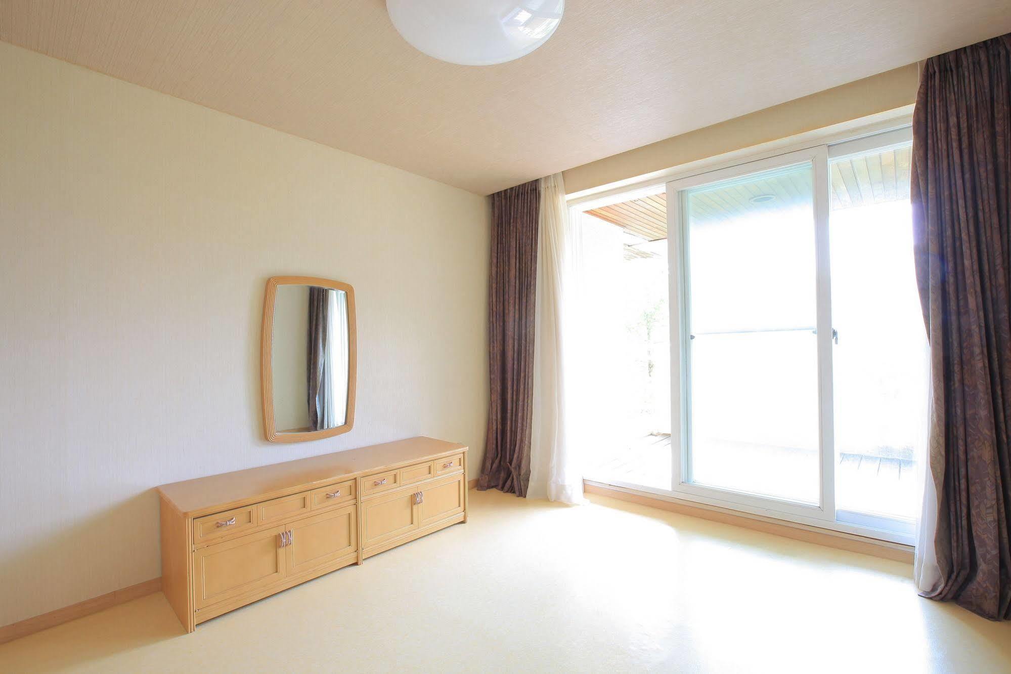 Yongpyong Resort Villa Condominium Пхёнчхан Экстерьер фото